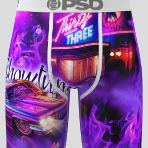 Alternative view of Aaron Jones - Diner 33