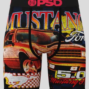 Alternative view of Ford - Mustang GT