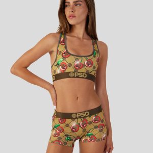 Alternative view of Cherrie$